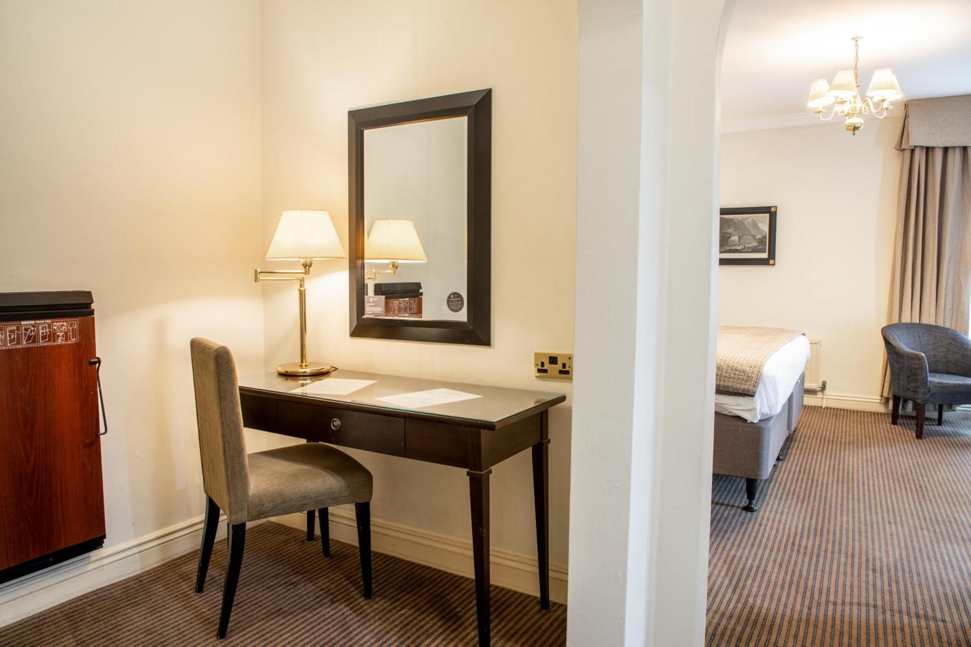 Park House Hotel Shifnal Eksteriør billede