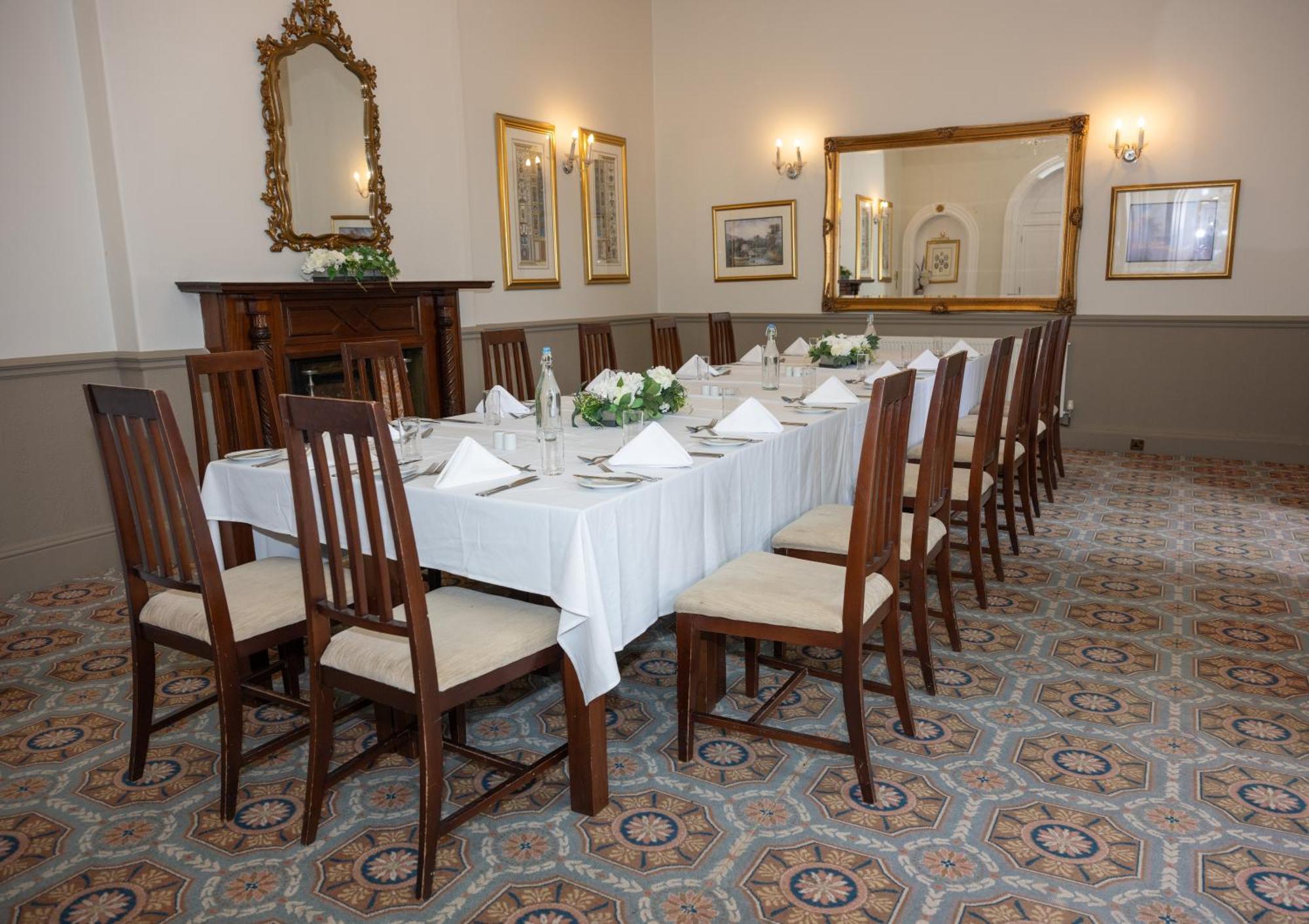 Park House Hotel Shifnal Eksteriør billede